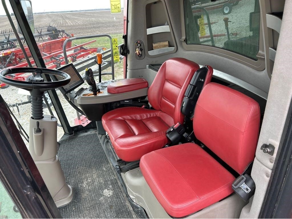 2013 Case IH 6130 Combine