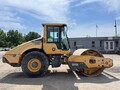 2016 Volvo SD115B Compacting and Paving