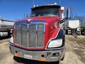 2015 Peterbilt 579 Semi Trucks/Trailer