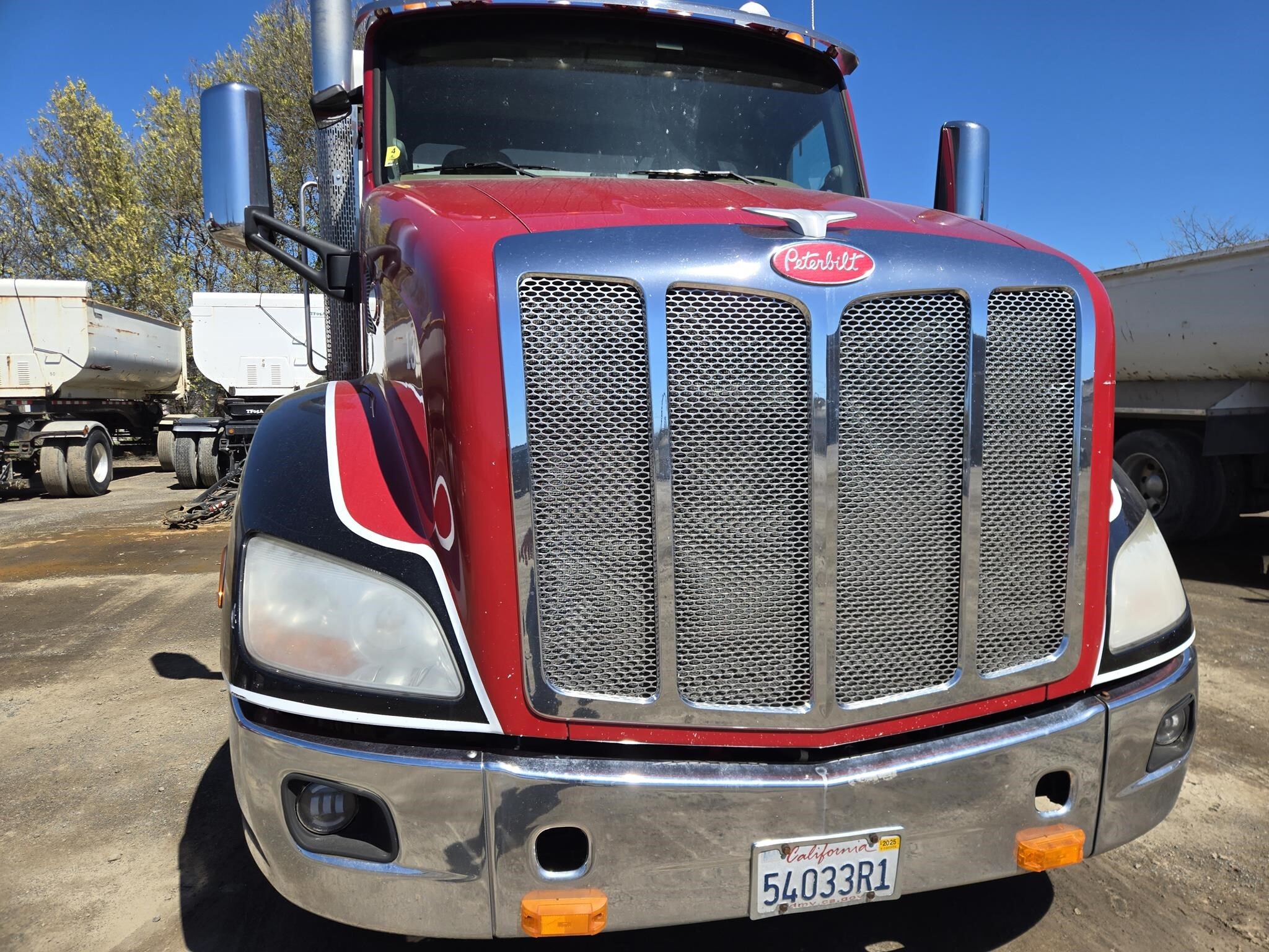 2015 Peterbilt 579 Semi Trucks/Trailer