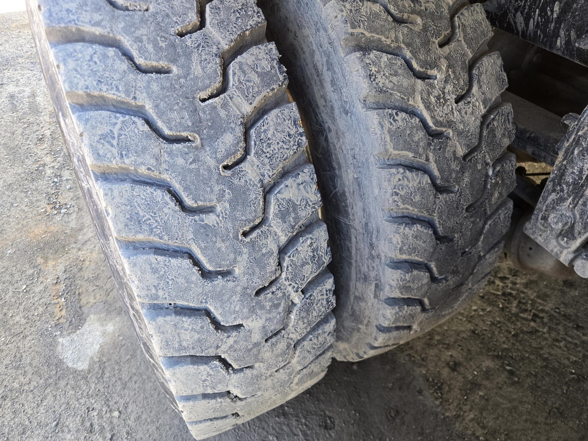 2015 Peterbilt 579 Semi Trucks/Trailer