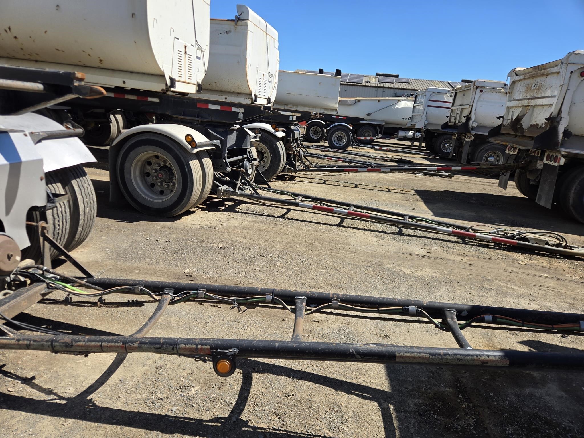 2015 Peterbilt 579 Semi Trucks/Trailer