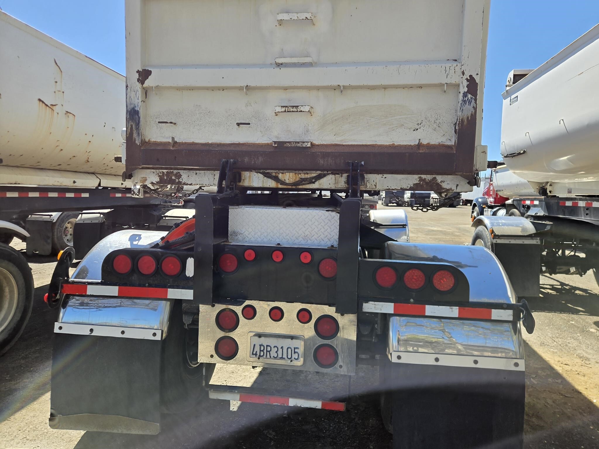 2015 Peterbilt 579 Semi Trucks/Trailer