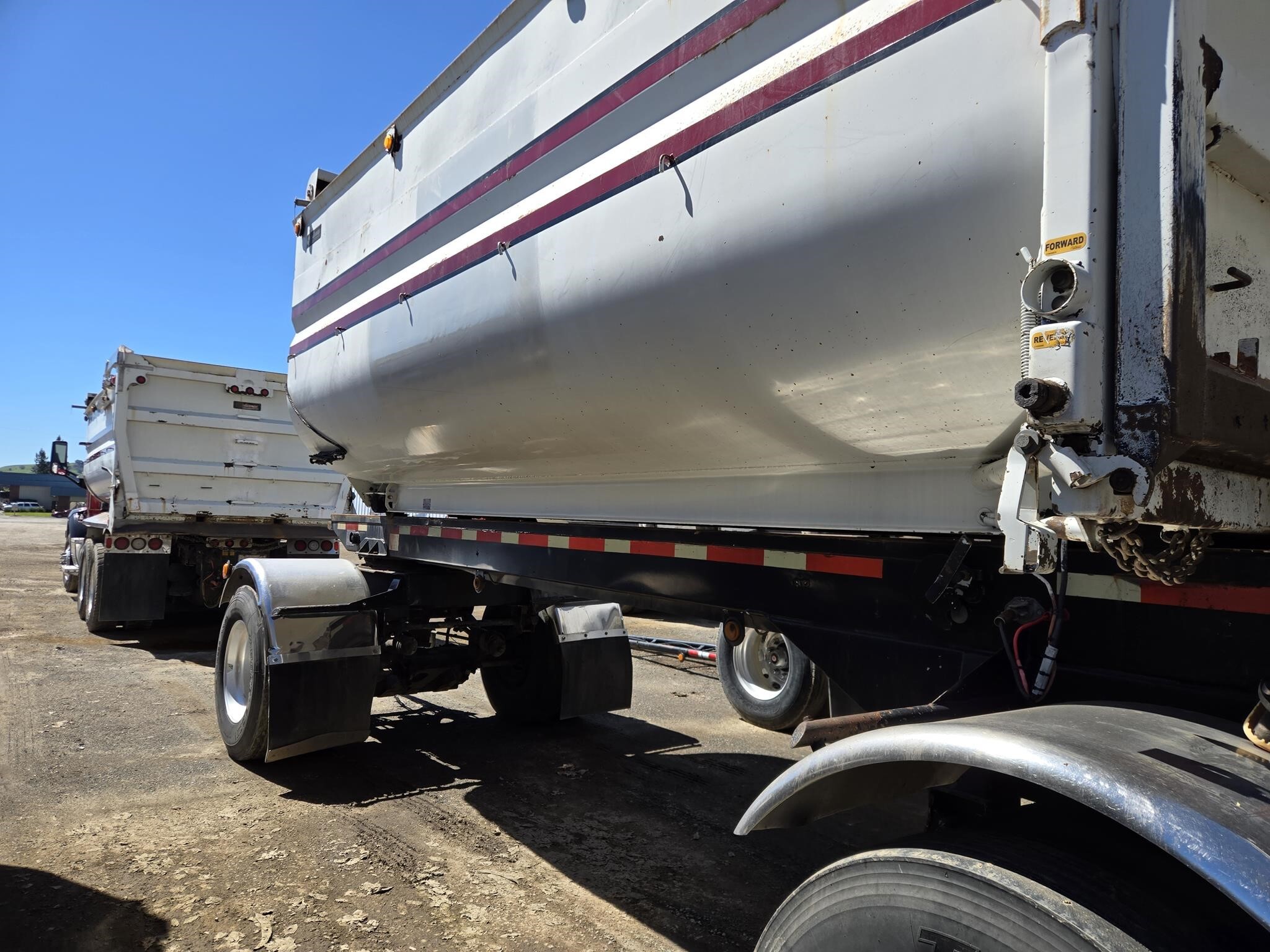 2015 Peterbilt 579 Semi Trucks/Trailer