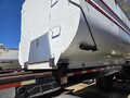 2015 Peterbilt 579 Semi Trucks/Trailer
