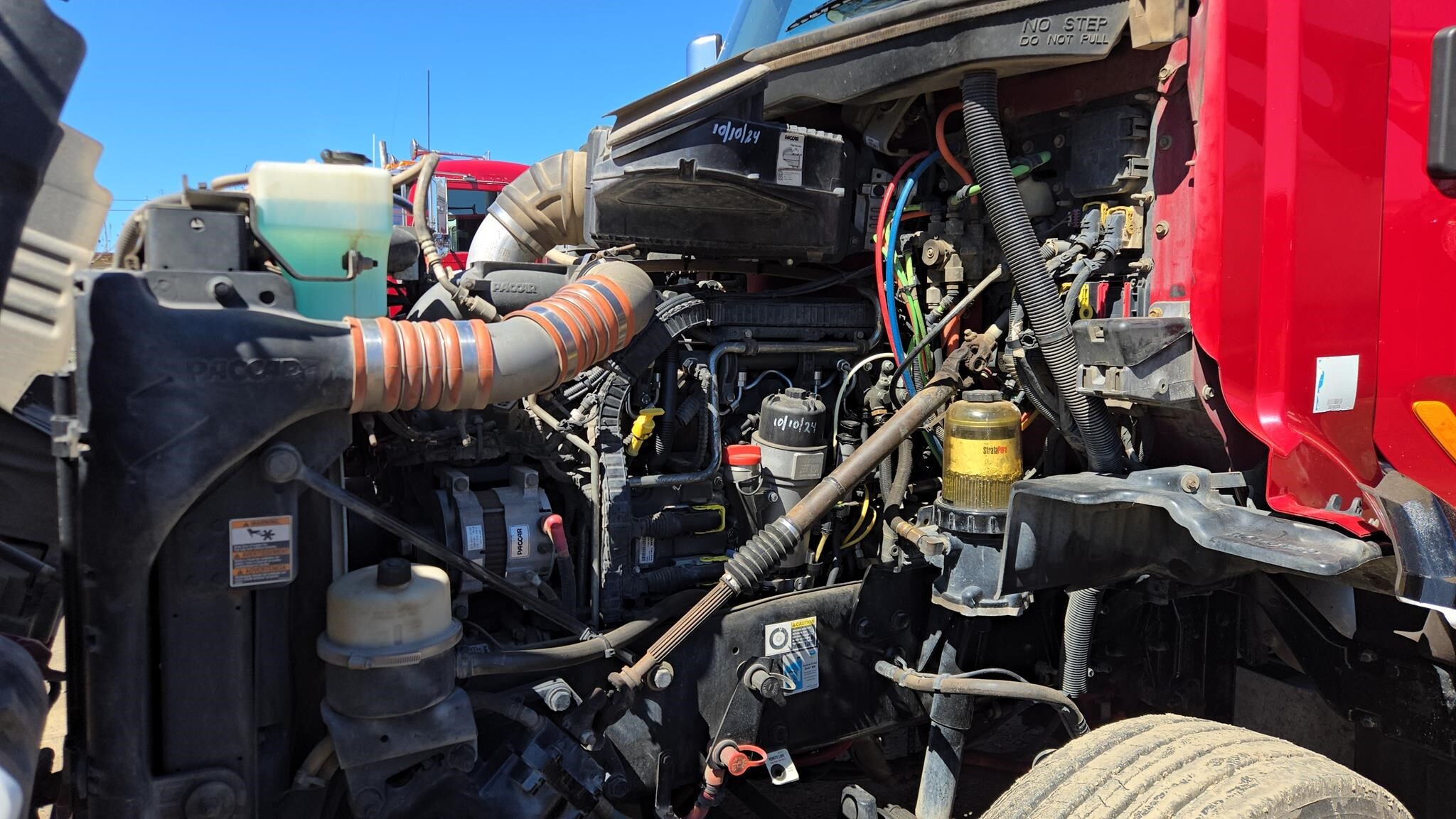 2015 Peterbilt 579 Semi Trucks/Trailer