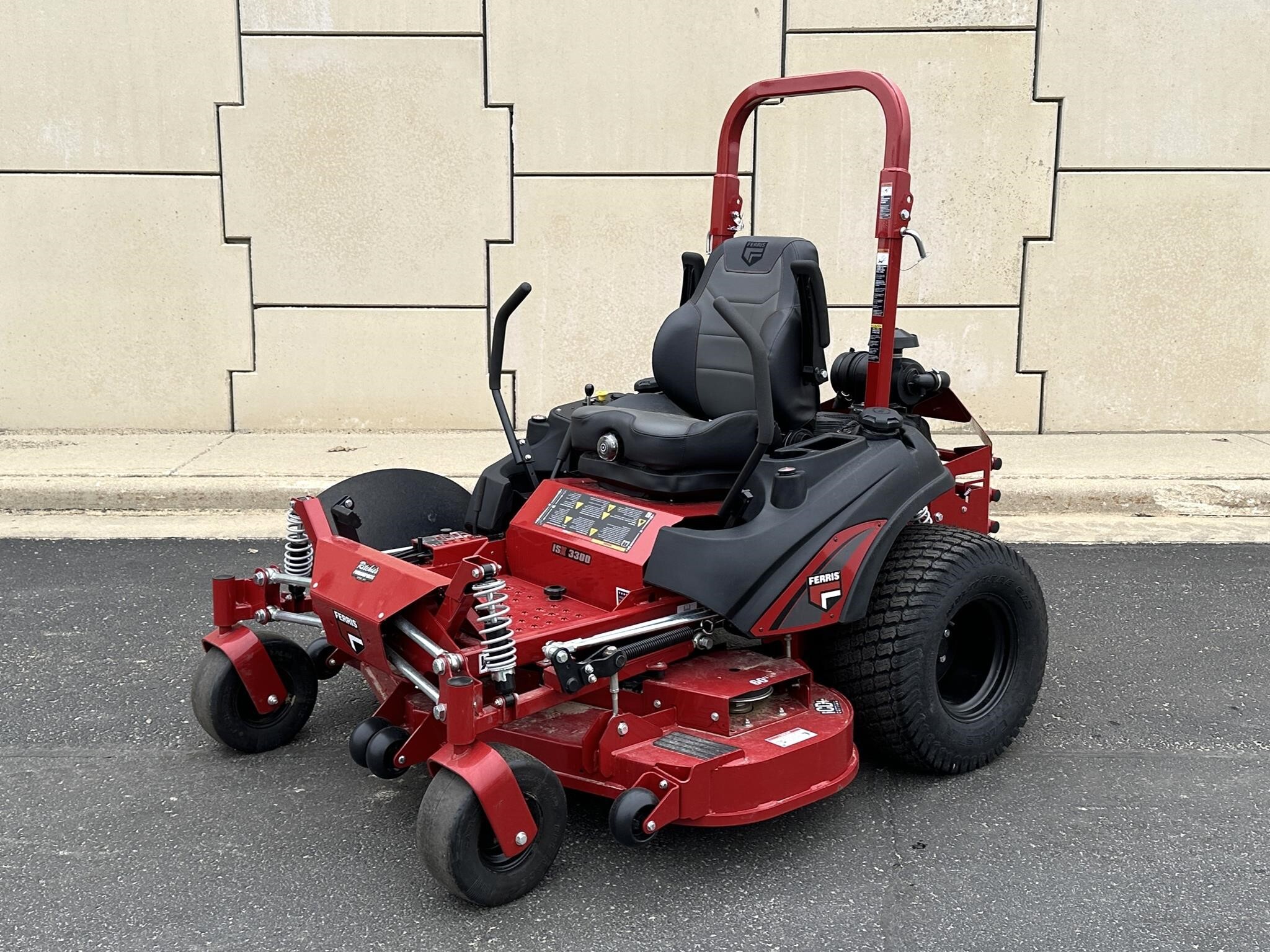 2026 Ferris ISX3300BVE4060SS Lawn Mower