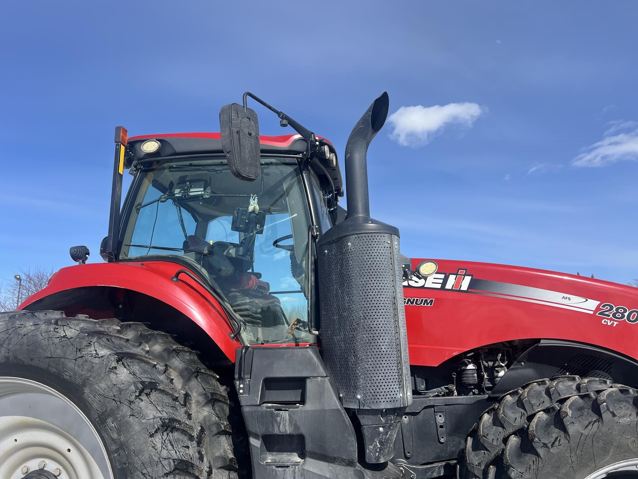 2015 Case IH Magnum 280 CVT Tractor