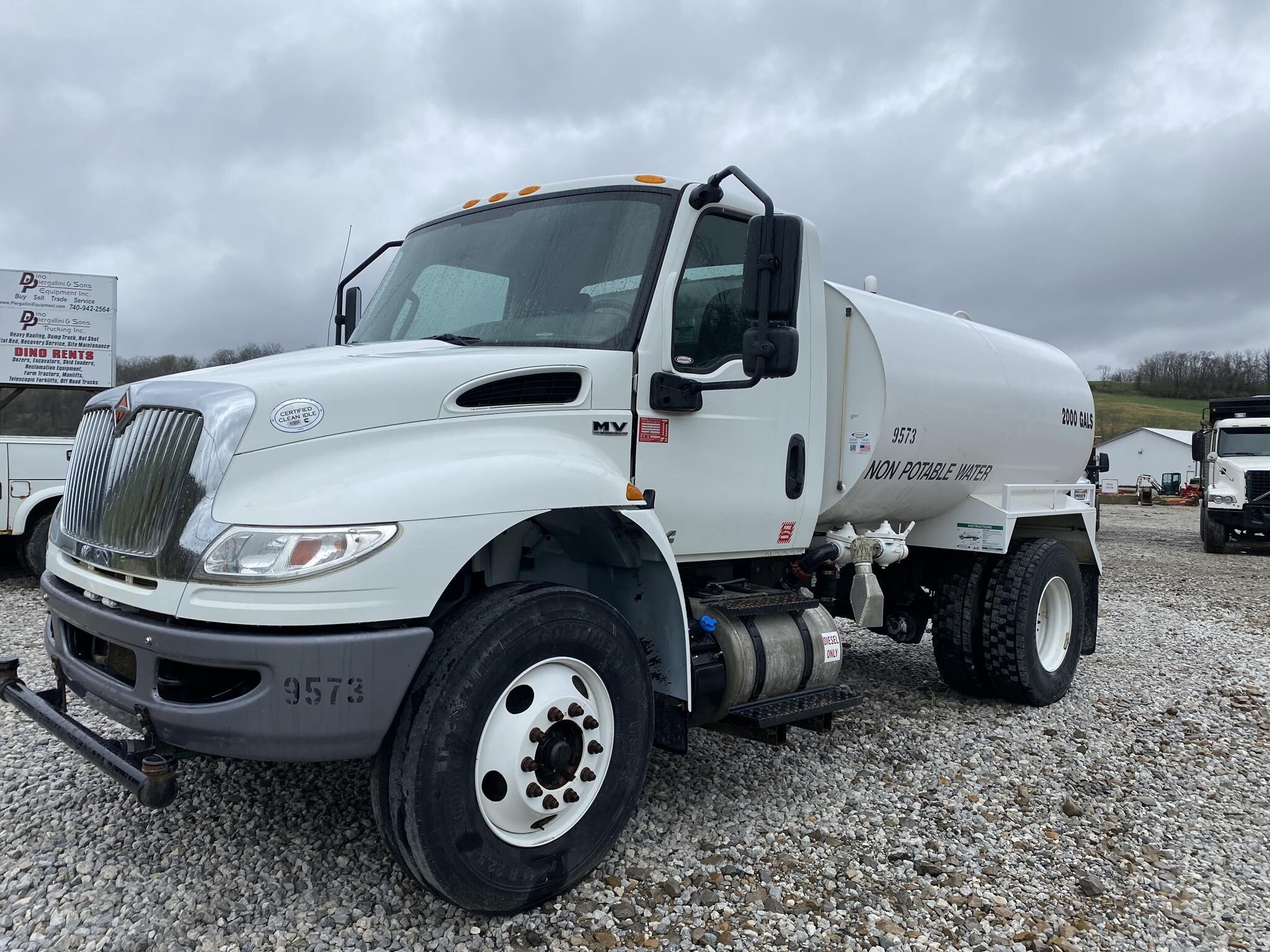 2020 International MV Box Trucks/Trailer