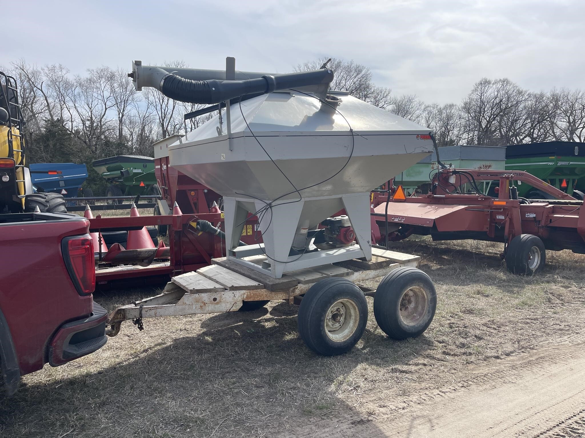  Friesen 110 Seed Tender