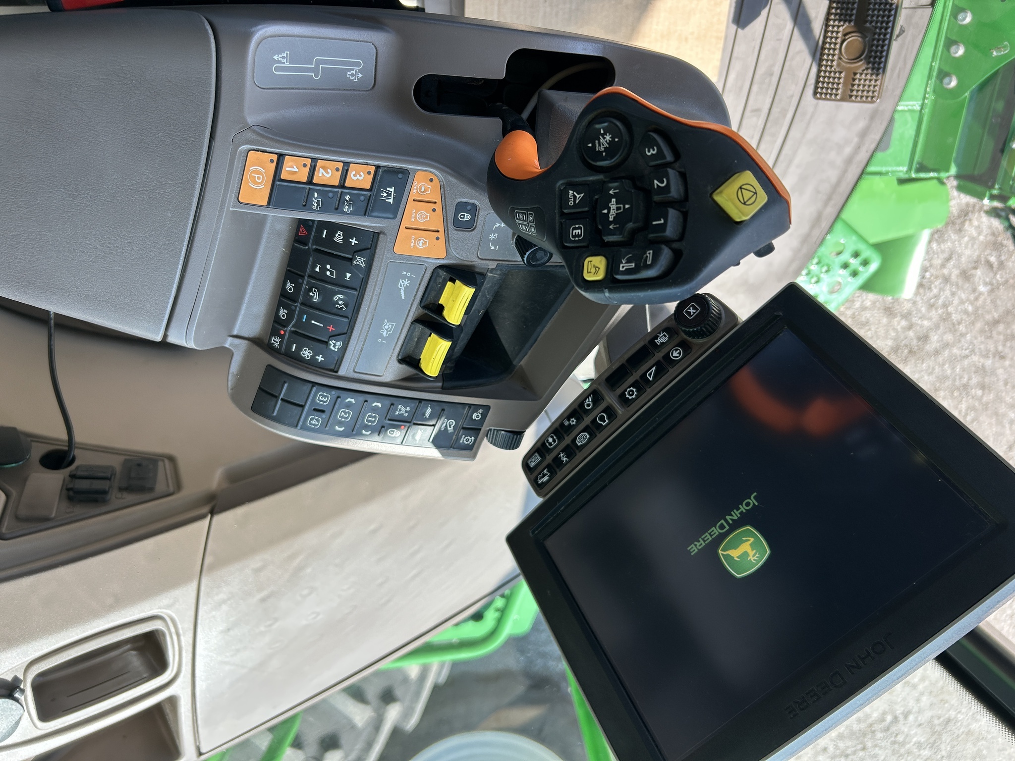 2023 John Deere S760 Combine