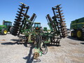 2002 John Deere 637 Disk