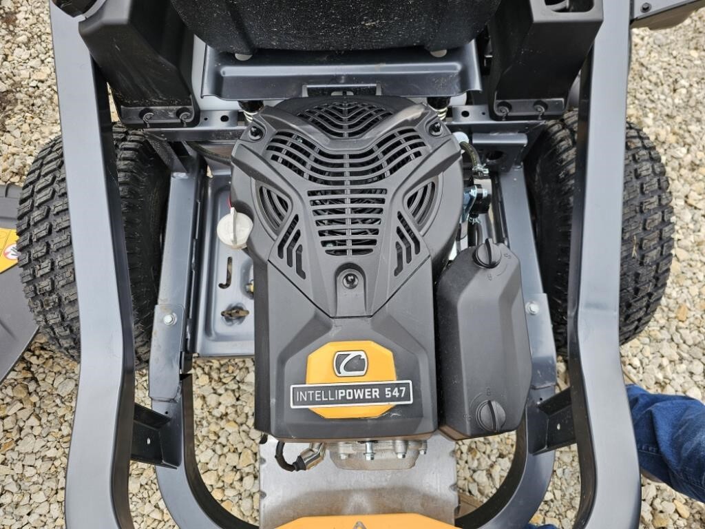 2025 Cub Cadet ZTS1 42 Lawn Mower