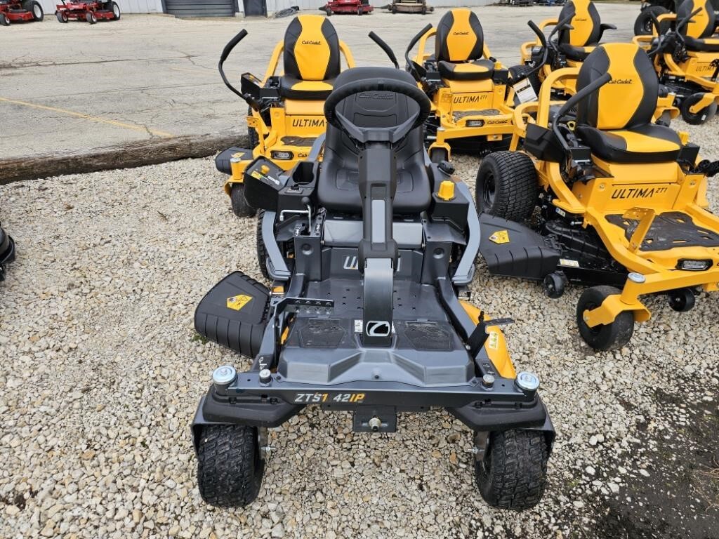 2025 Cub Cadet ZTS1 42 Lawn Mower