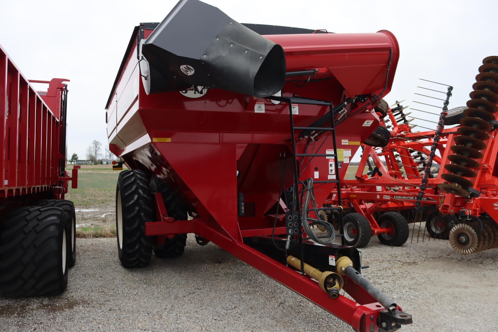 2012 J&M 1151 Grain Cart