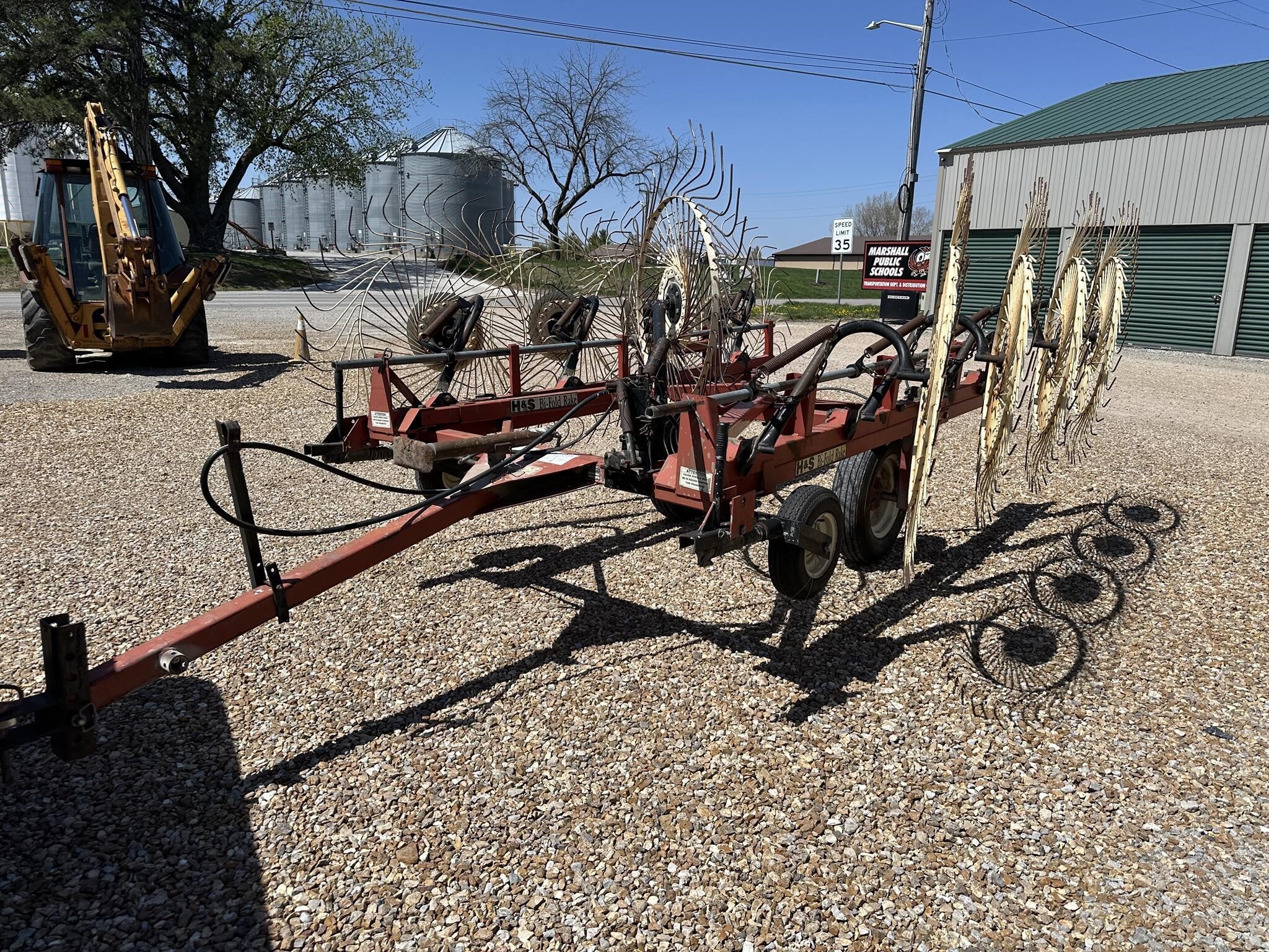 2001 H & S BF8 Rake