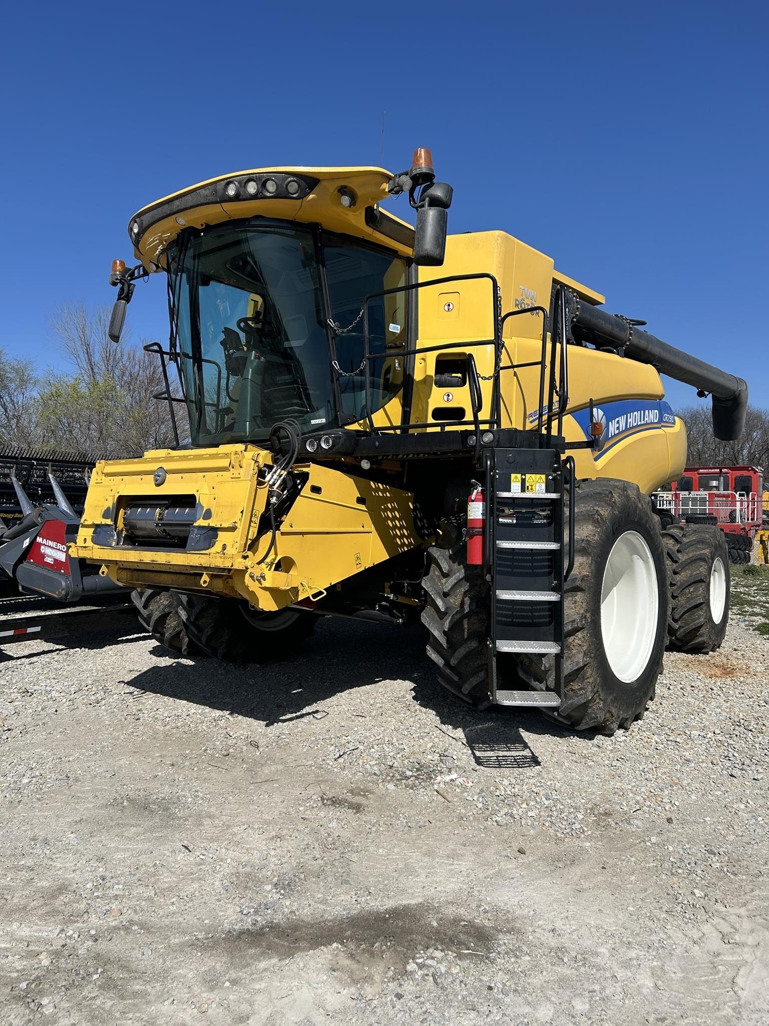 2018 New Holland CR7.90 REVELATION Combine