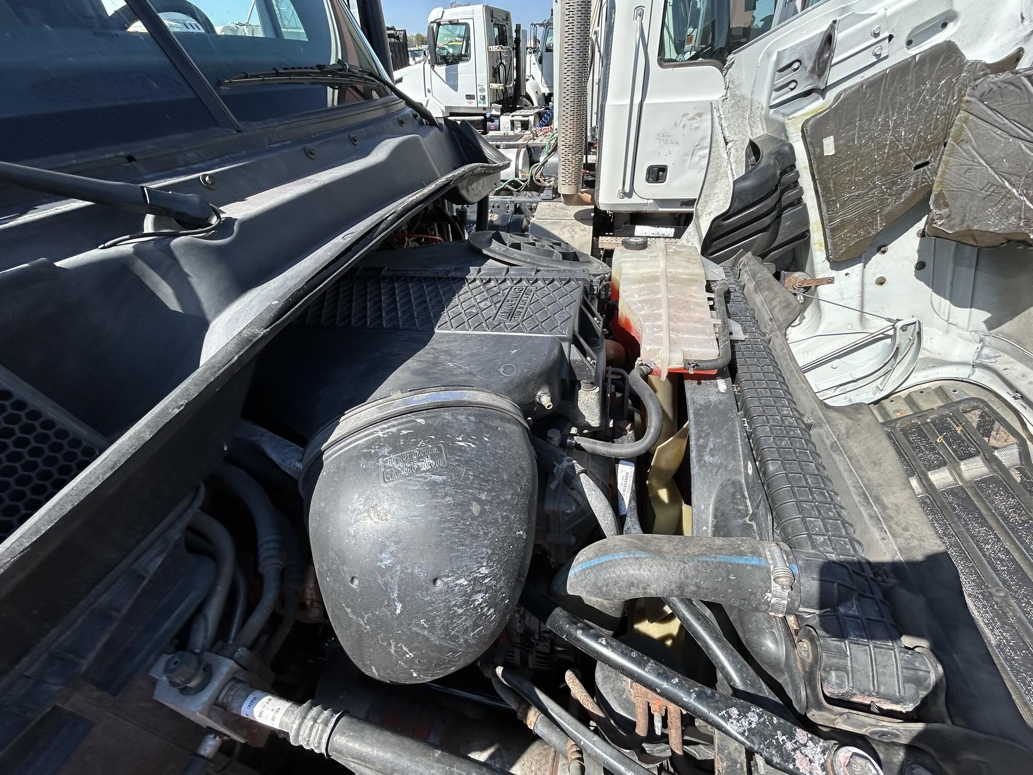 2015 Freightliner Cascadia 125 Semi Trucks/Trailer
