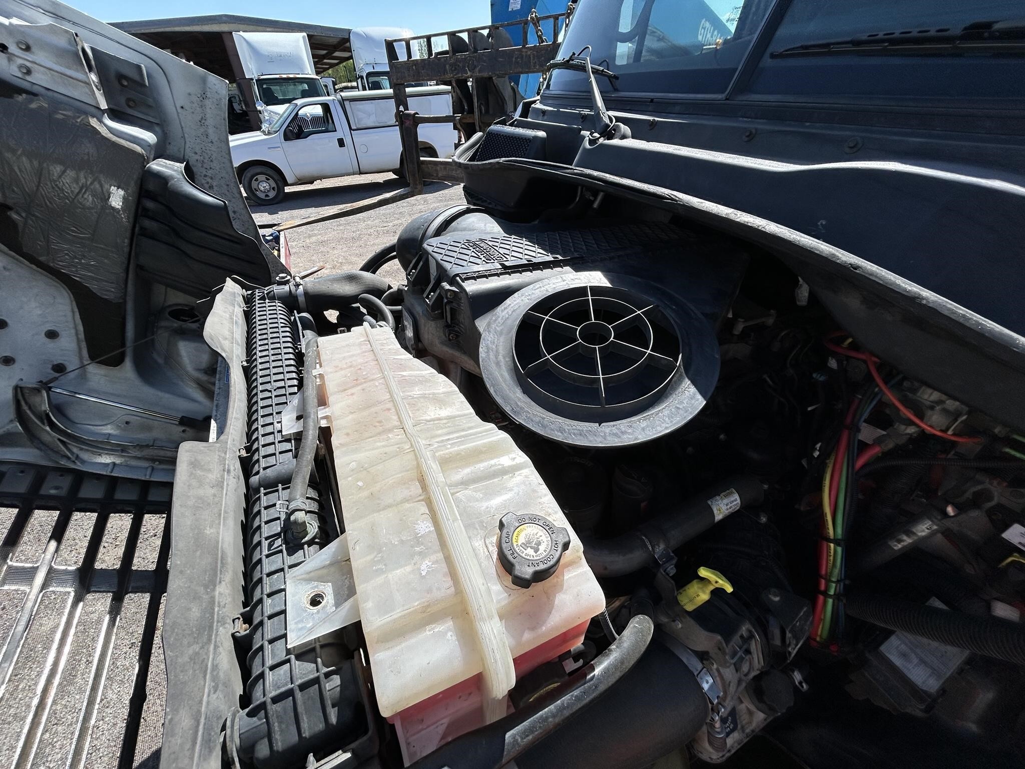 2015 Freightliner Cascadia 125 Semi Trucks/Trailer
