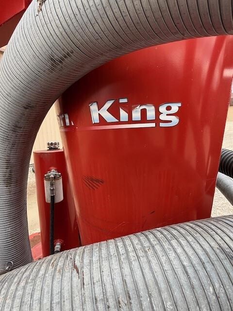  Farm King 6640 Grain Vac