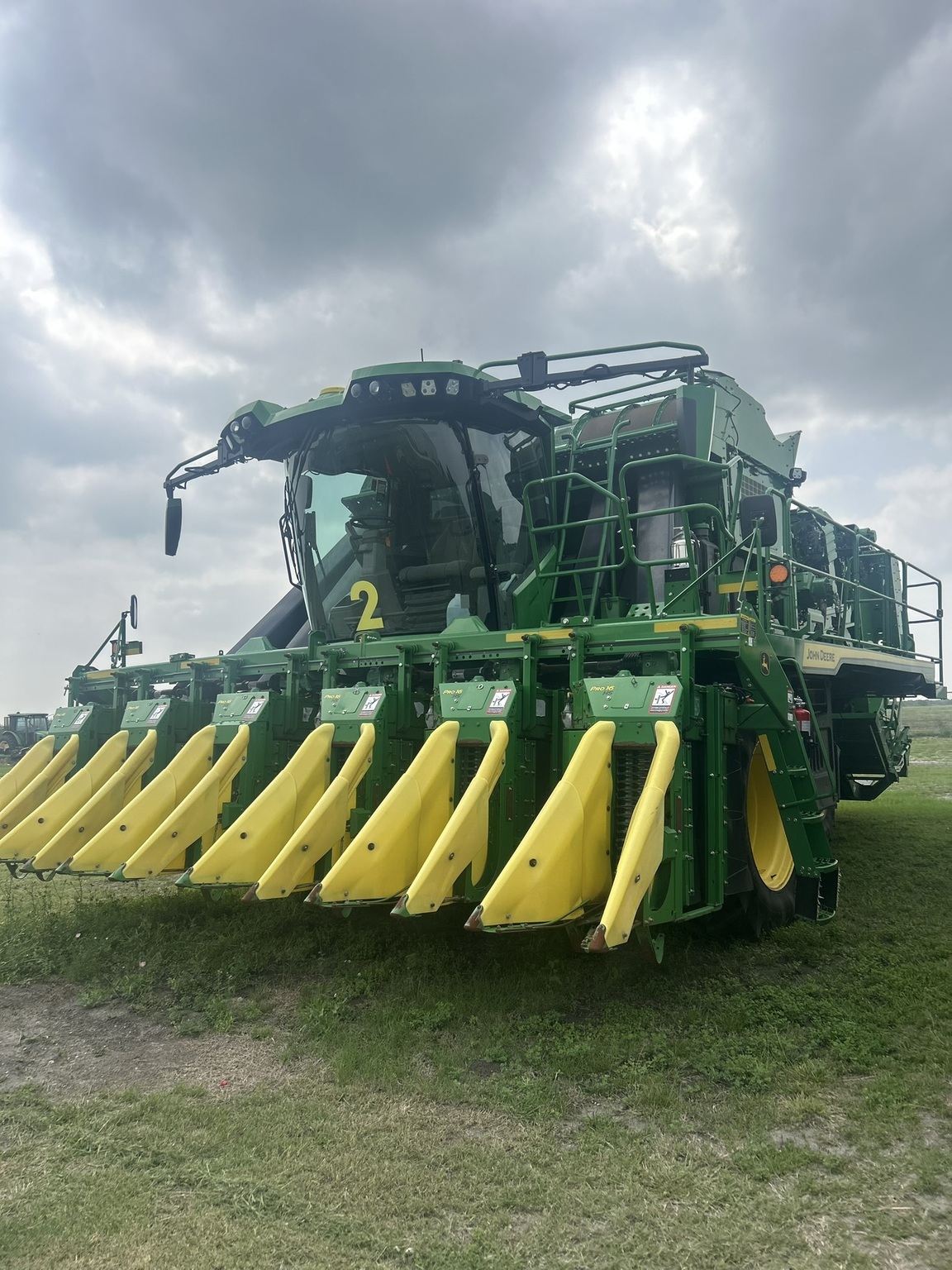 2023 John Deere CP770 Cotton Equipment