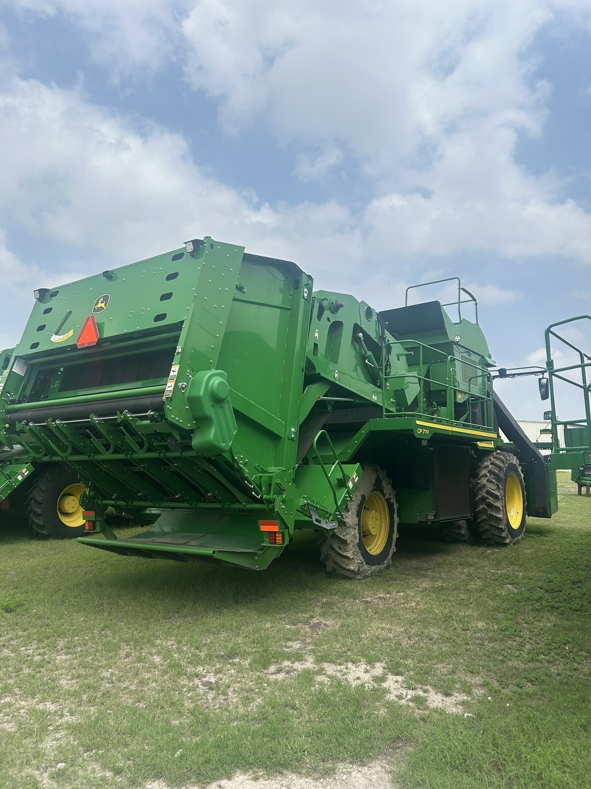 2022 John Deere CP770 Cotton Equipment