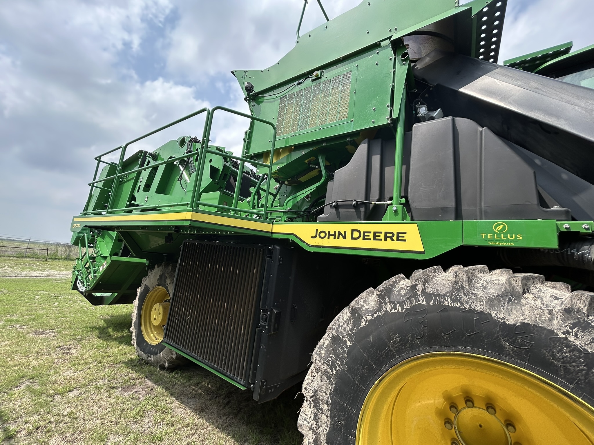 2022 John Deere CP770 Cotton Equipment