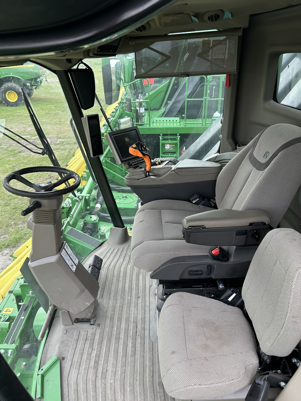 2023 John Deere CP770 Cotton Equipment