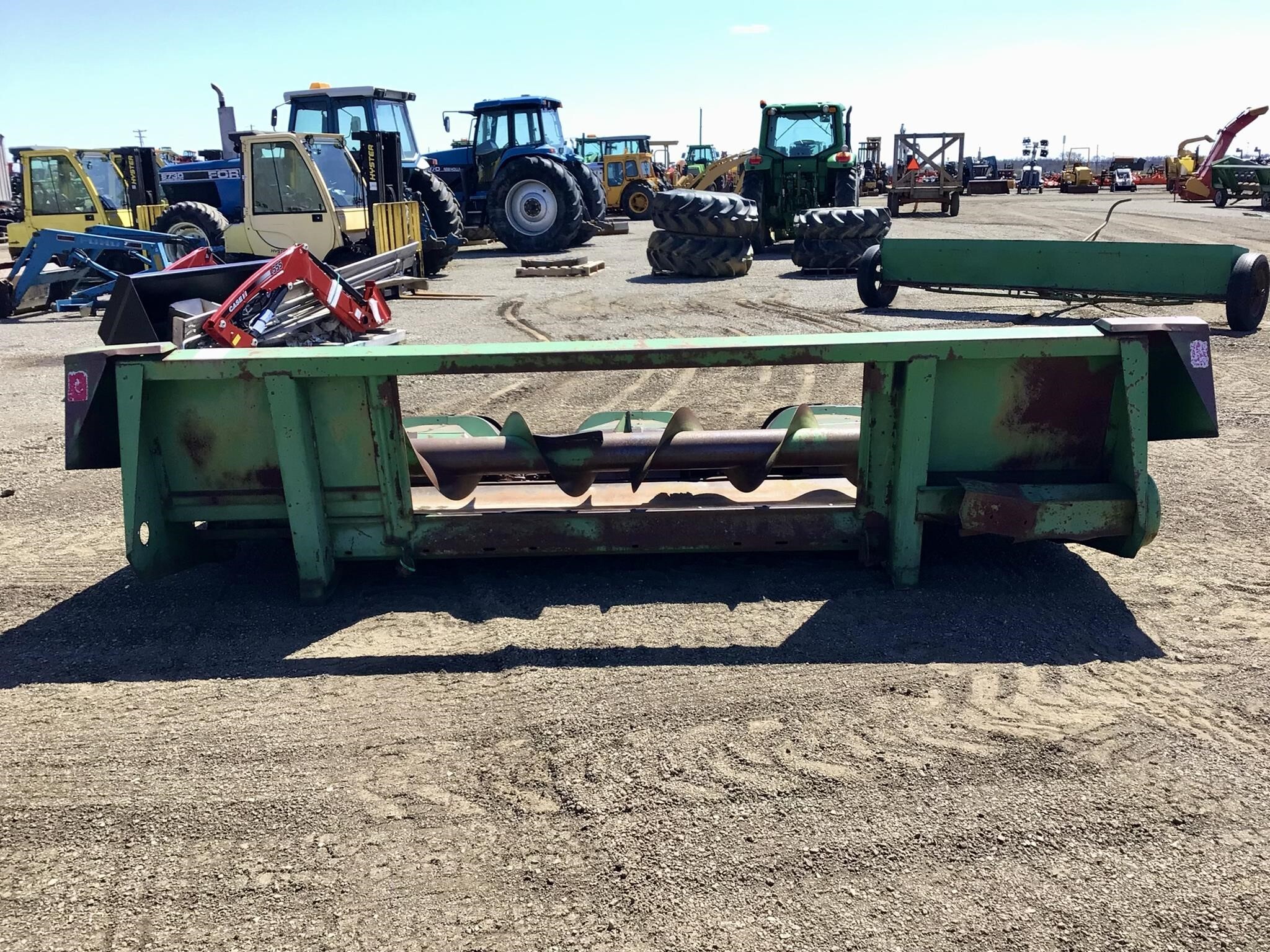  John Deere 444 Corn Head