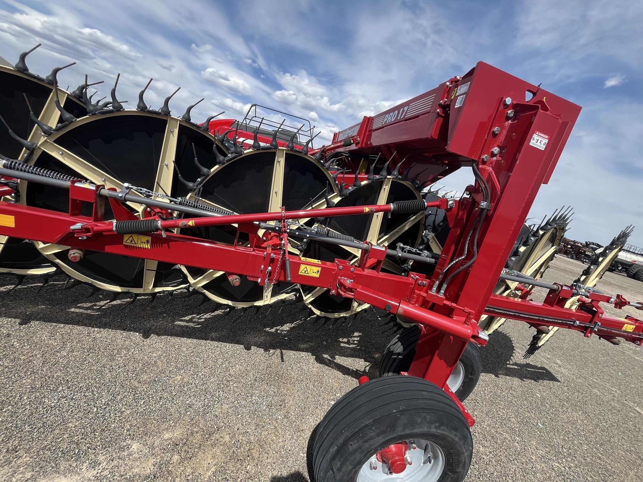 2024 Sitrex PRO17 Rake