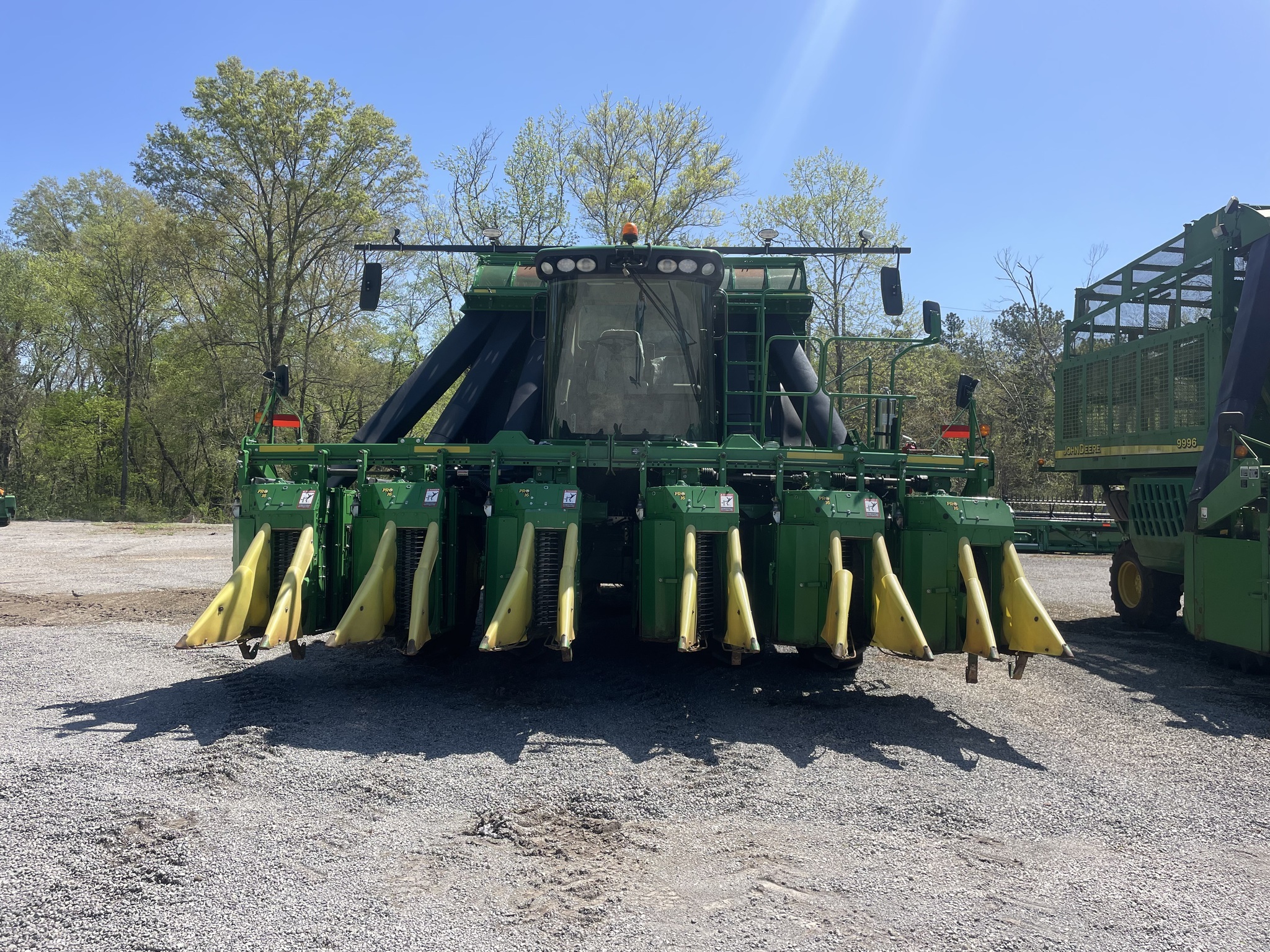 2021 John Deere CP690 Cotton Equipment