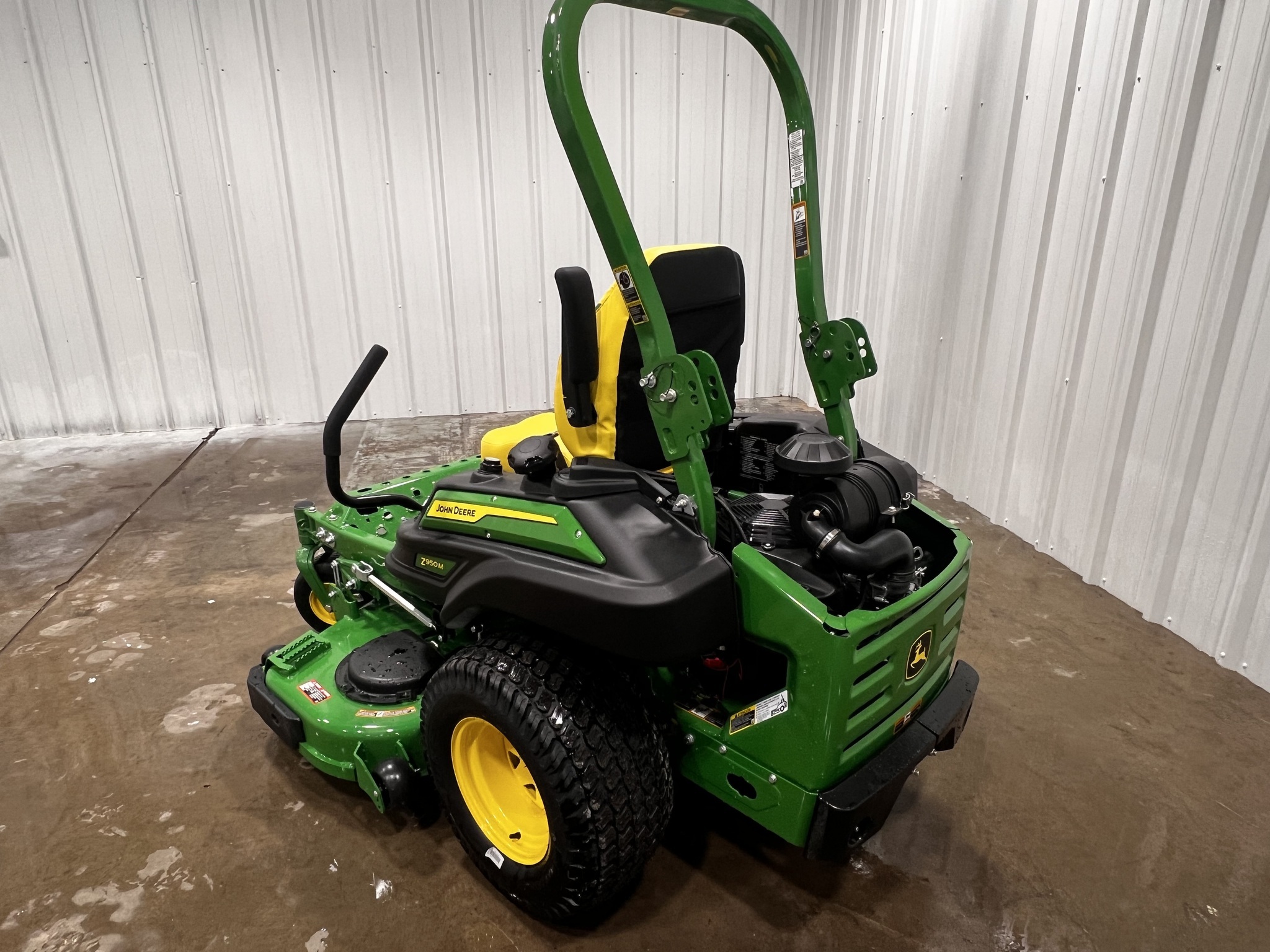 2025 John Deere Z950M Lawn Mower