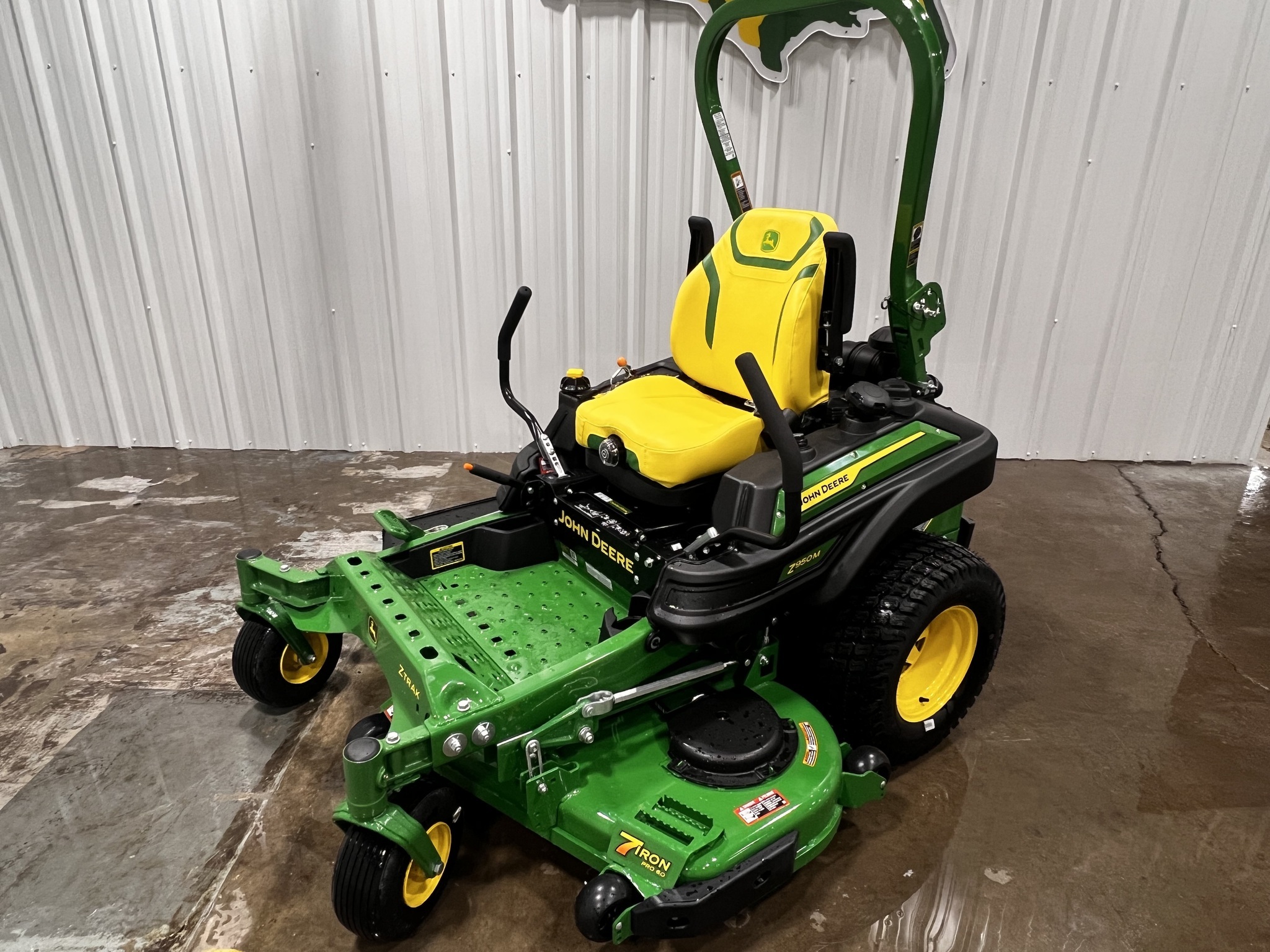 2025 John Deere Z950M Lawn Mower