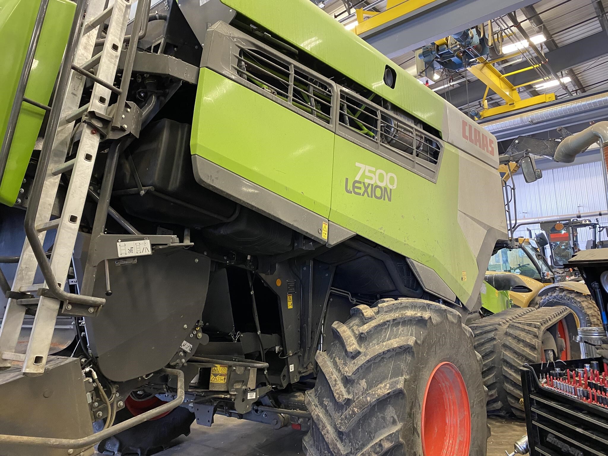 2023 Claas LEXION 7500TT Combine