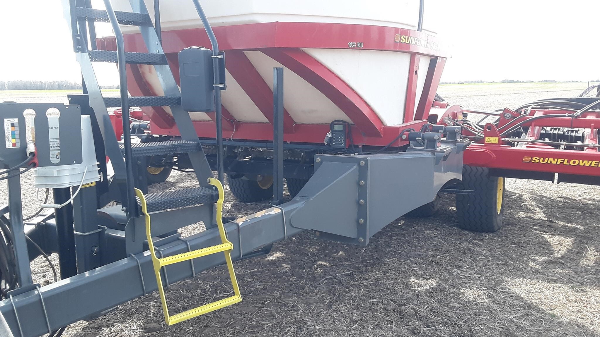 2016 Sunflower 9830NT Air Seeder