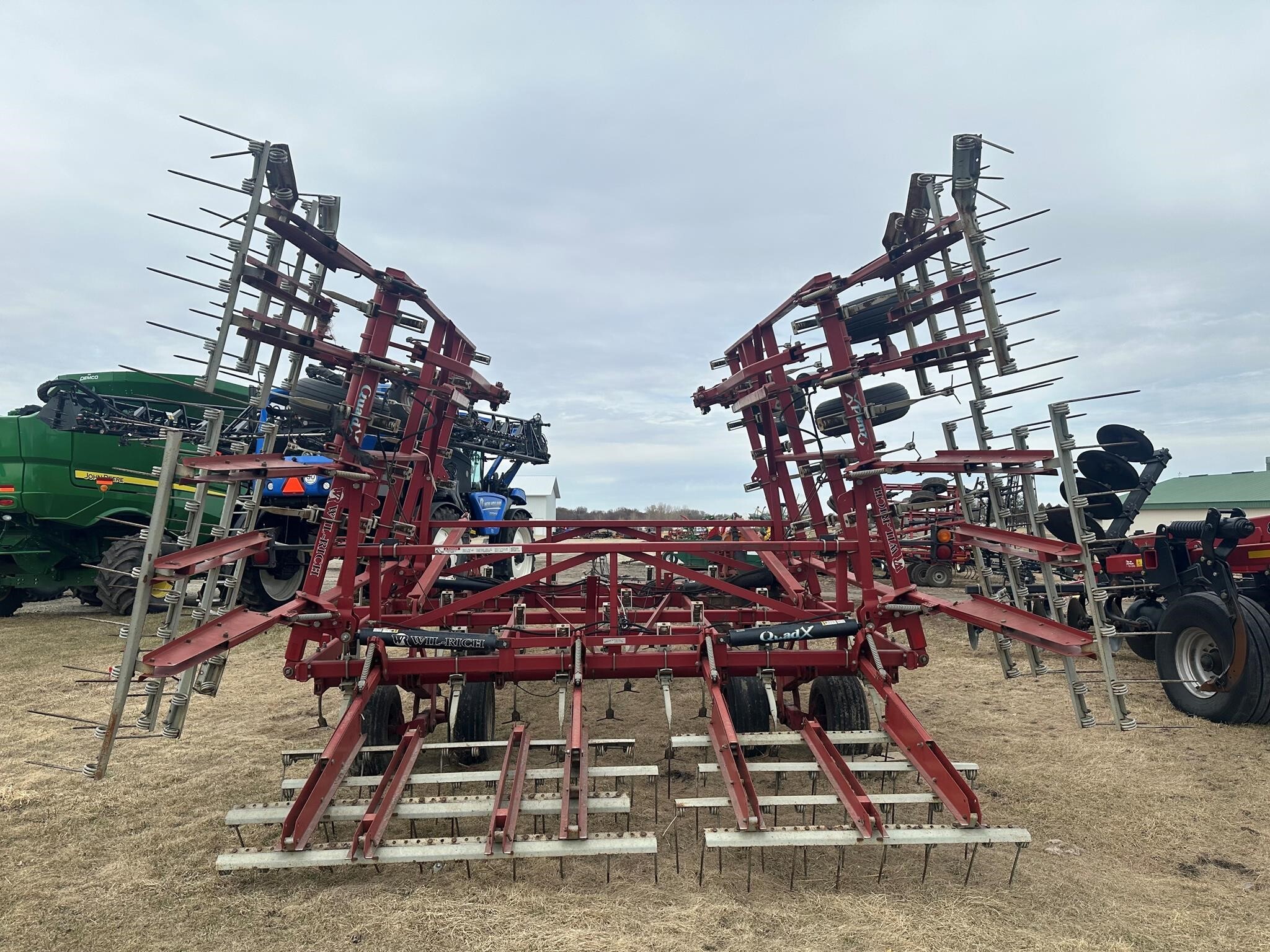2003 Wil-Rich Quad X Field Cultivator