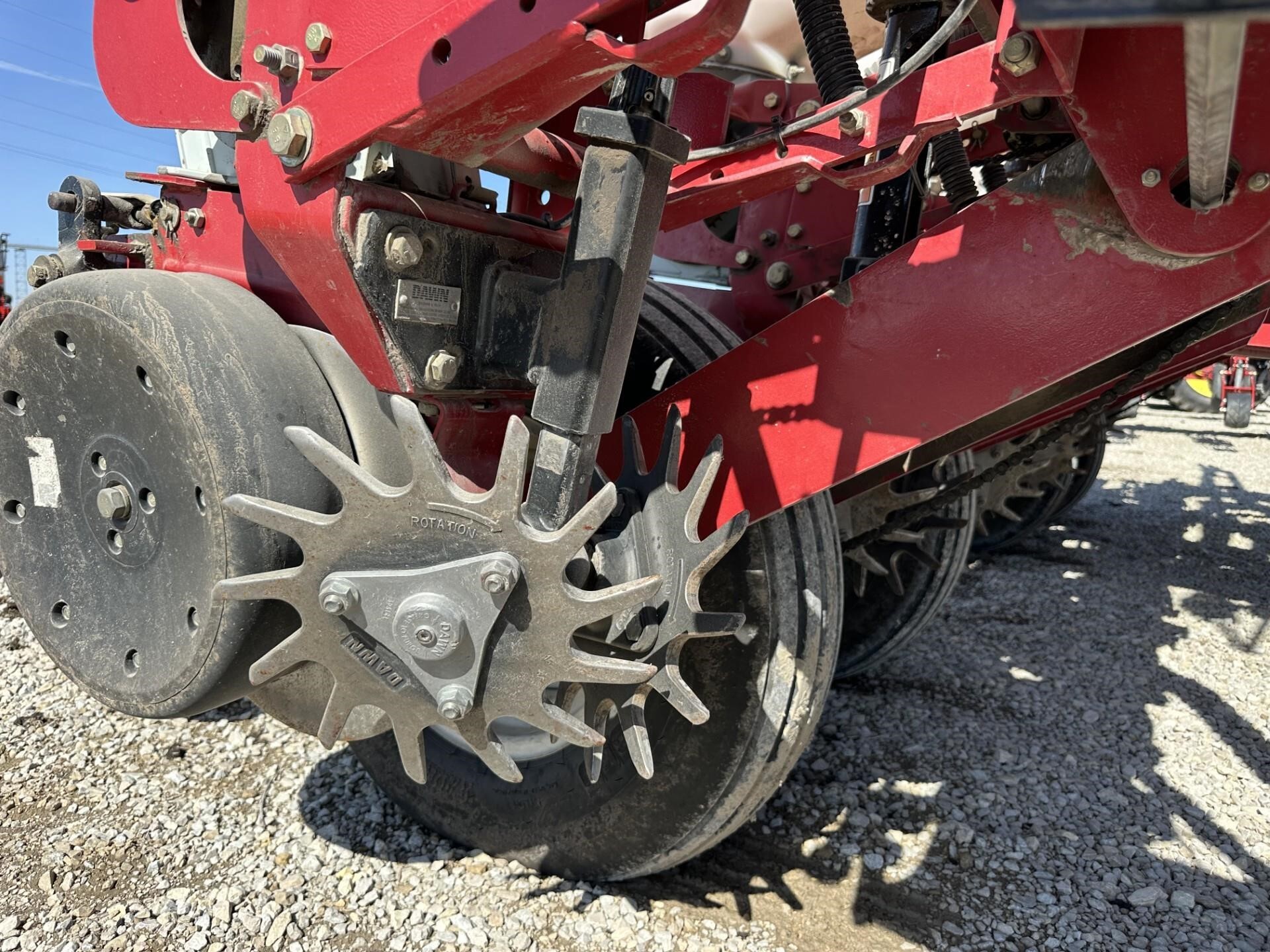 2004 White 8222 Planter