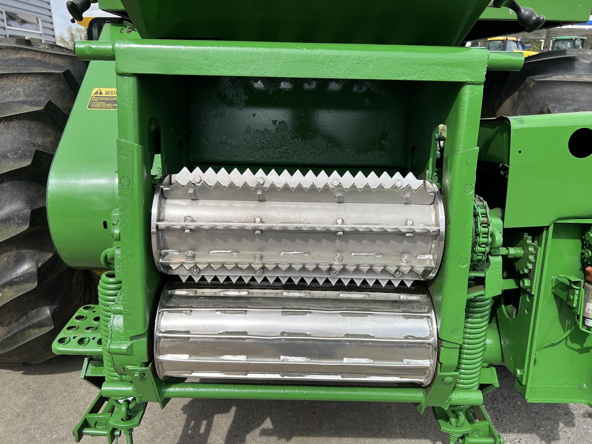 1990 John Deere 5830 Self-Propelled Forage Harvester