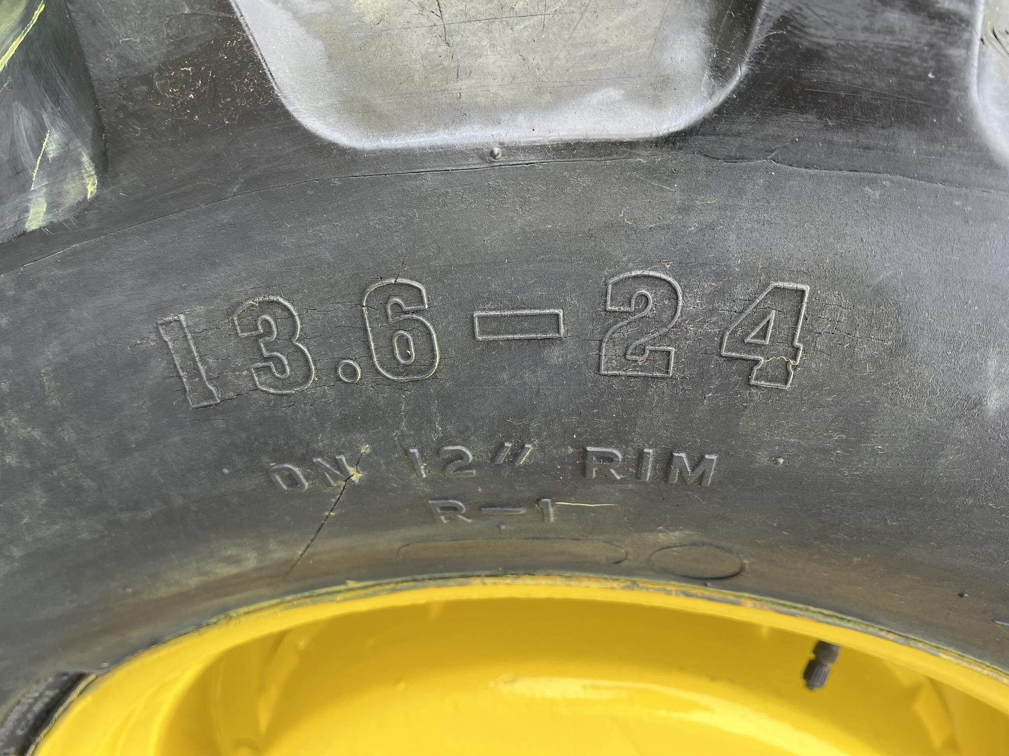 1990 John Deere 5830 Self-Propelled Forage Harvester