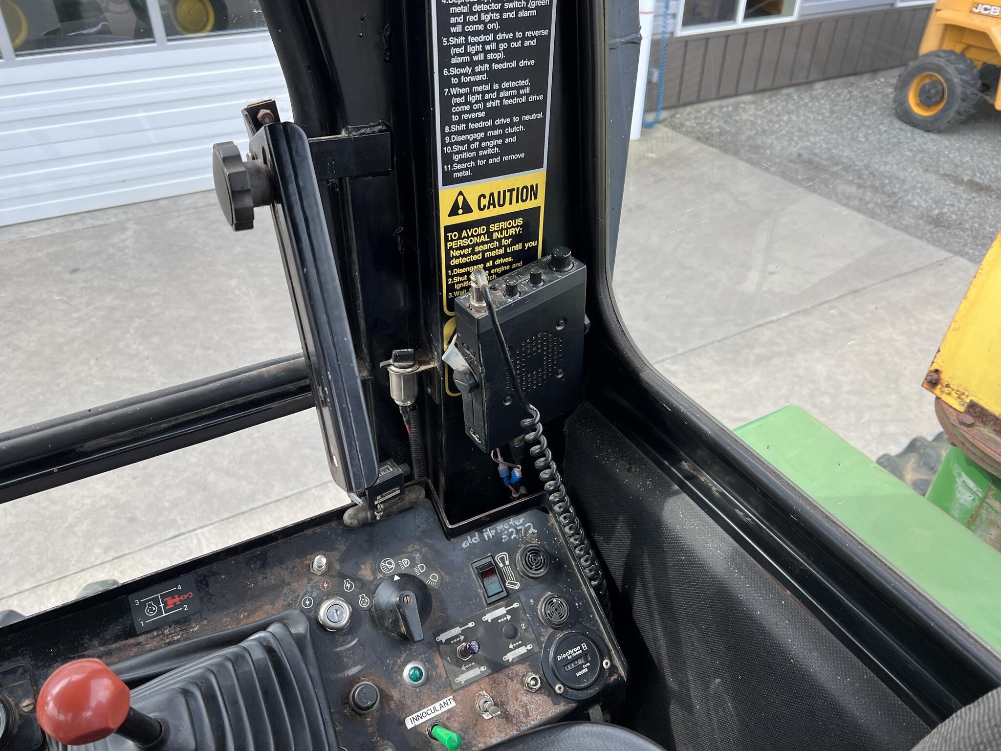 1990 John Deere 5830 Self-Propelled Forage Harvester