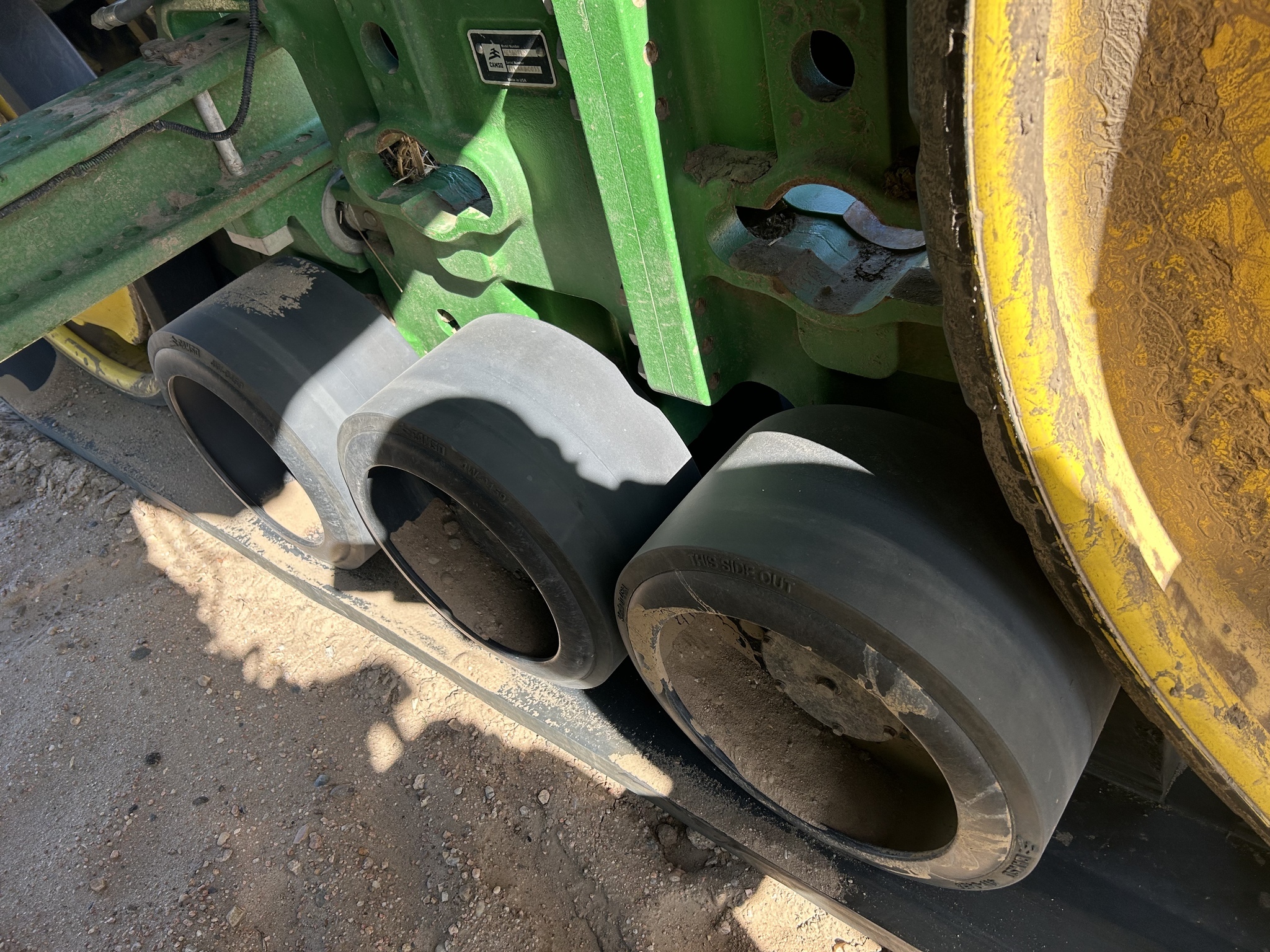 2014 John Deere 8360RT Tractor