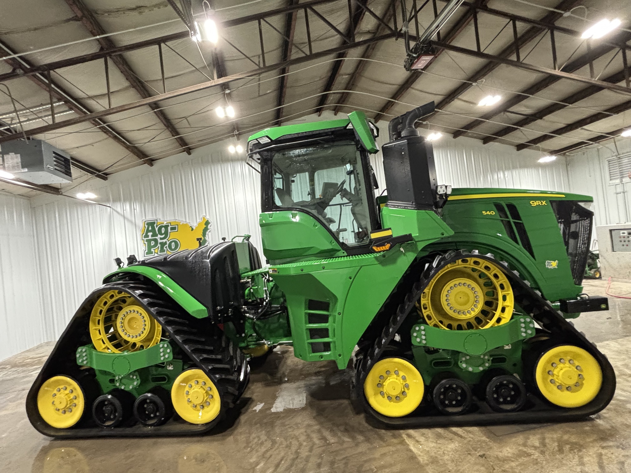2023 John Deere 9RX 540 Tractor