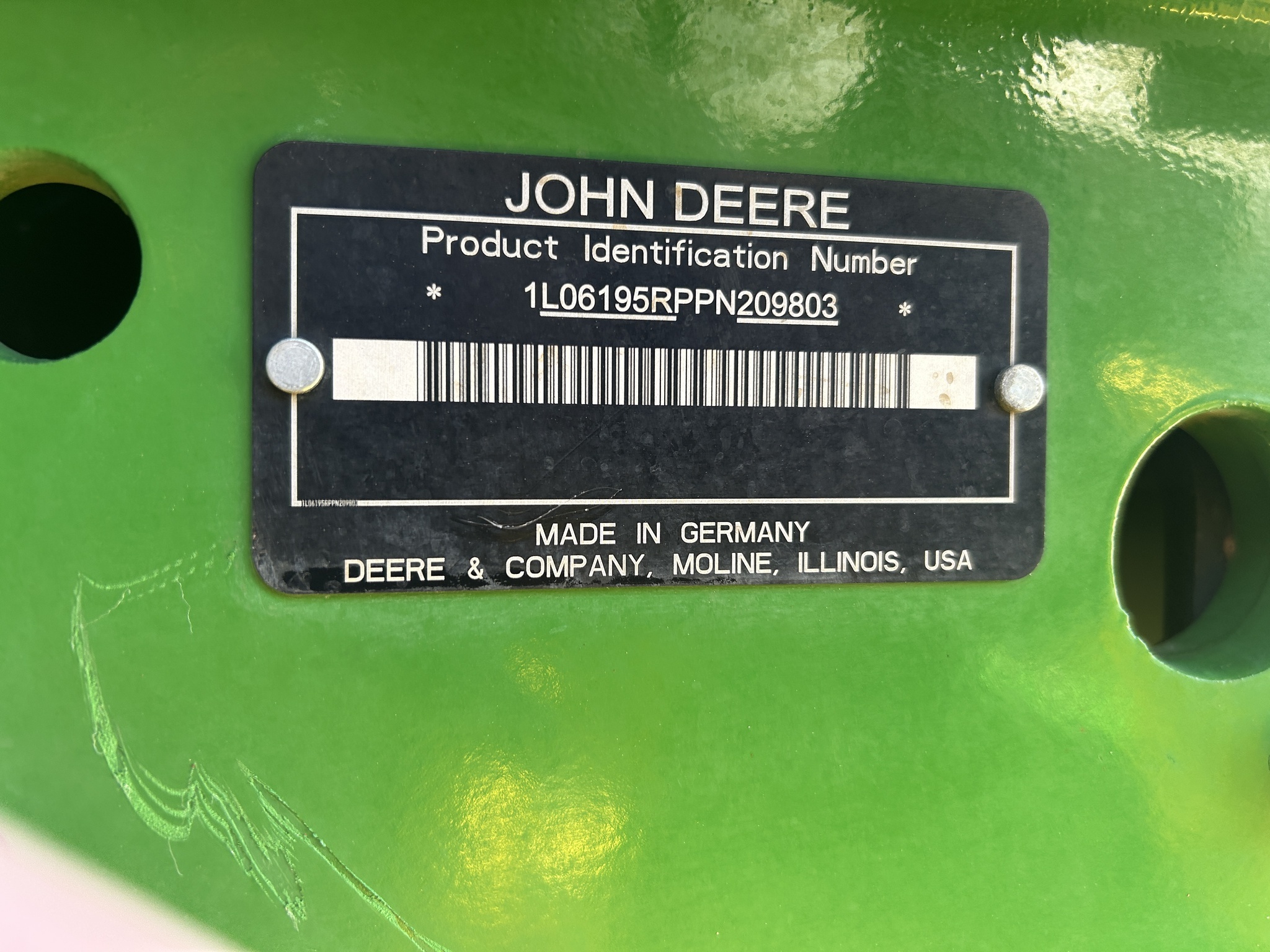 2024 John Deere 6R 195 Tractor