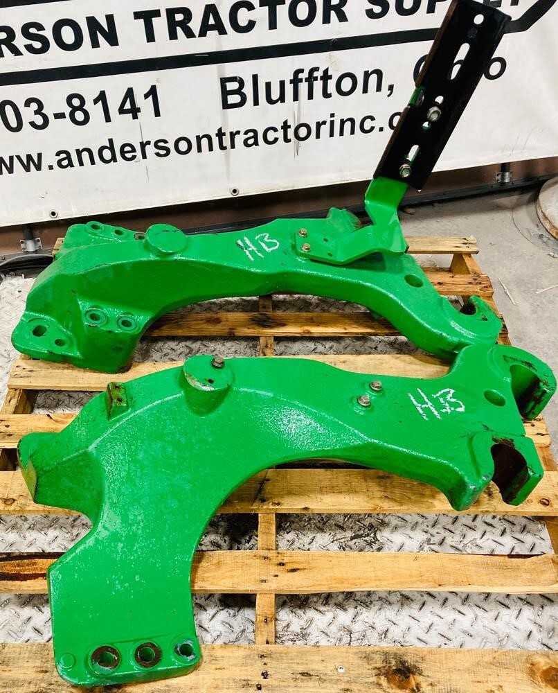  John Deere BXX10062 Loader and Skid Steer Attachment