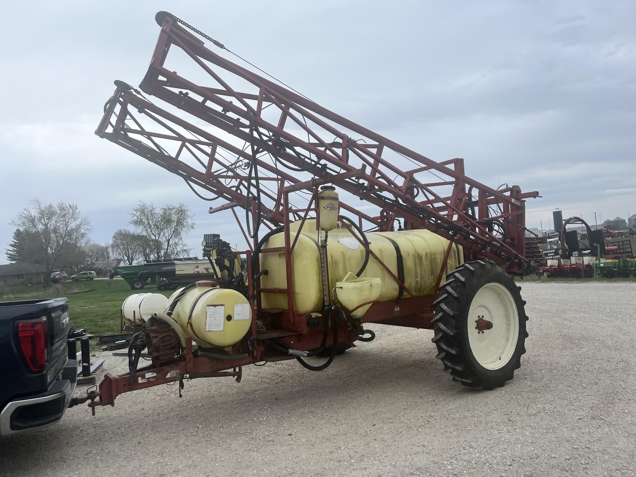  Hardi Navigator 1000 Pull-Type Sprayer