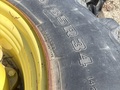  Firestone 420/85R34 Wheels / Tires / Track