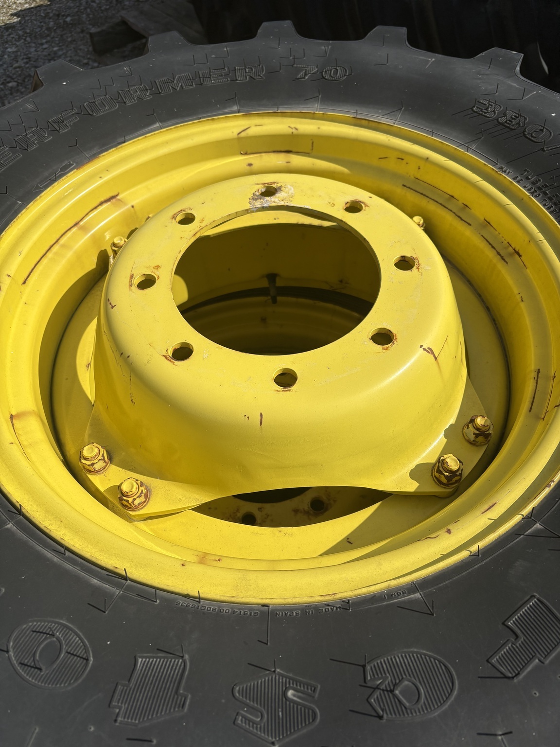  Firestone 380/70R24 Wheels / Tires / Track