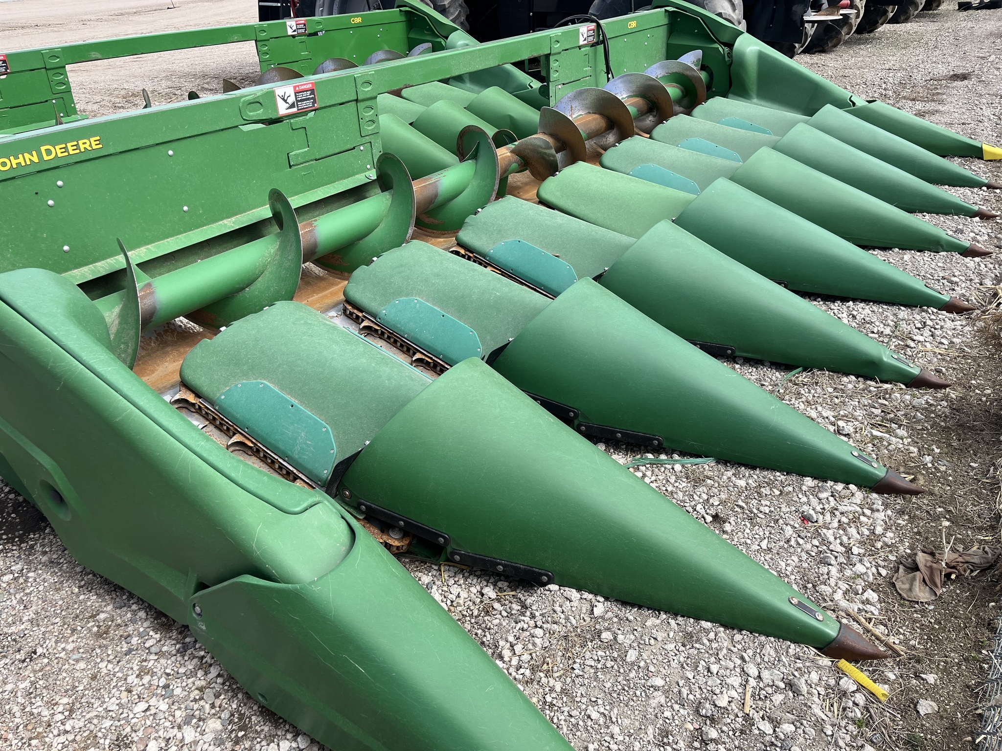 2022 John Deere C8R Corn Head