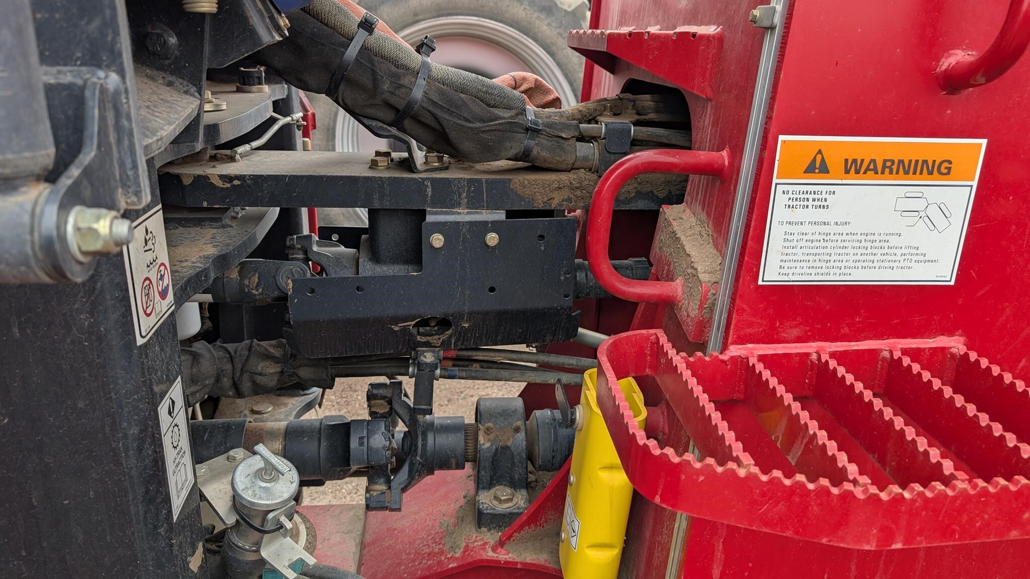 2018 Case IH Steiger 420 RowTrac Tractor