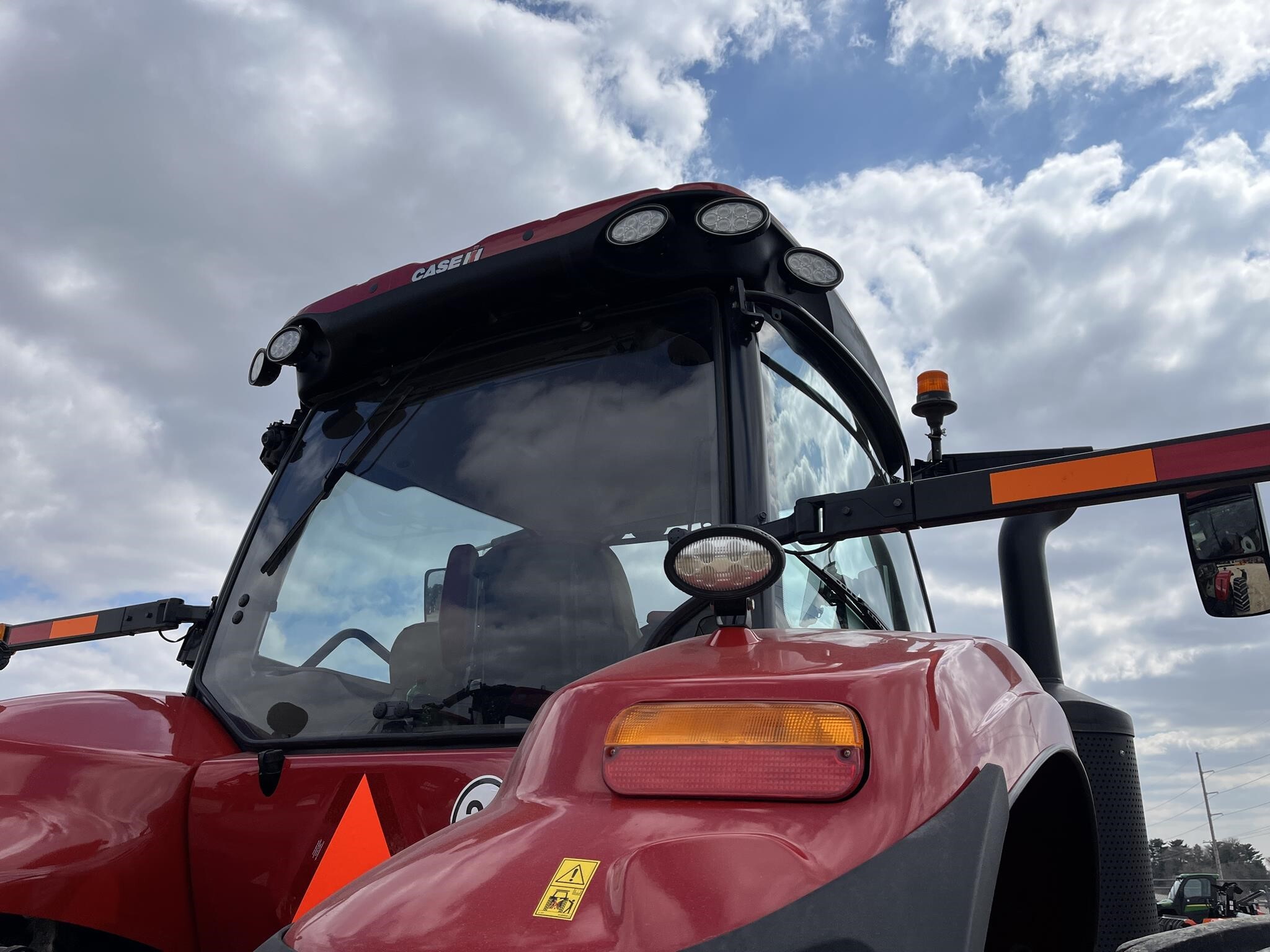 2021 Case IH Magnum 340 AFS Connect Tractor